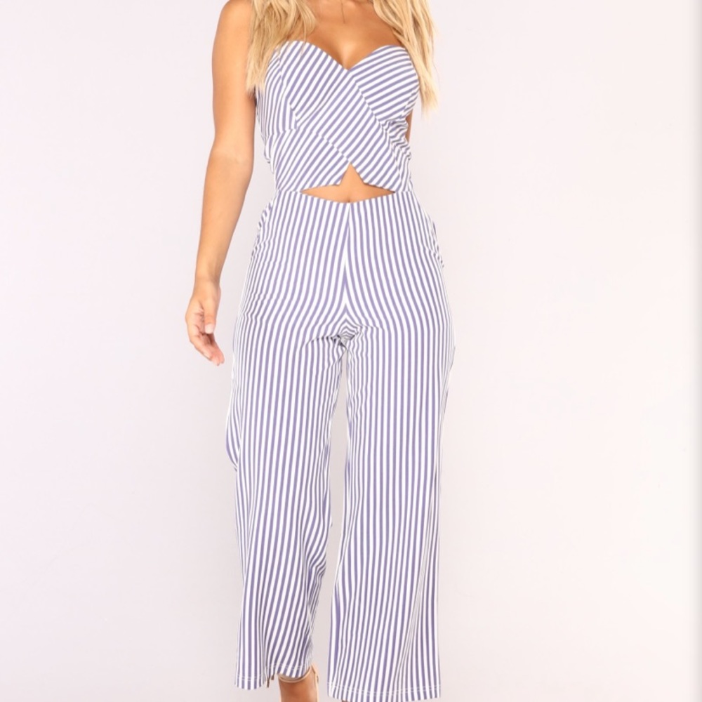 Fashion Nova cut out jumpsuit